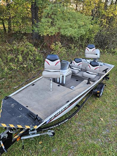 Used 2003 Bass Tracker Pro Team 165