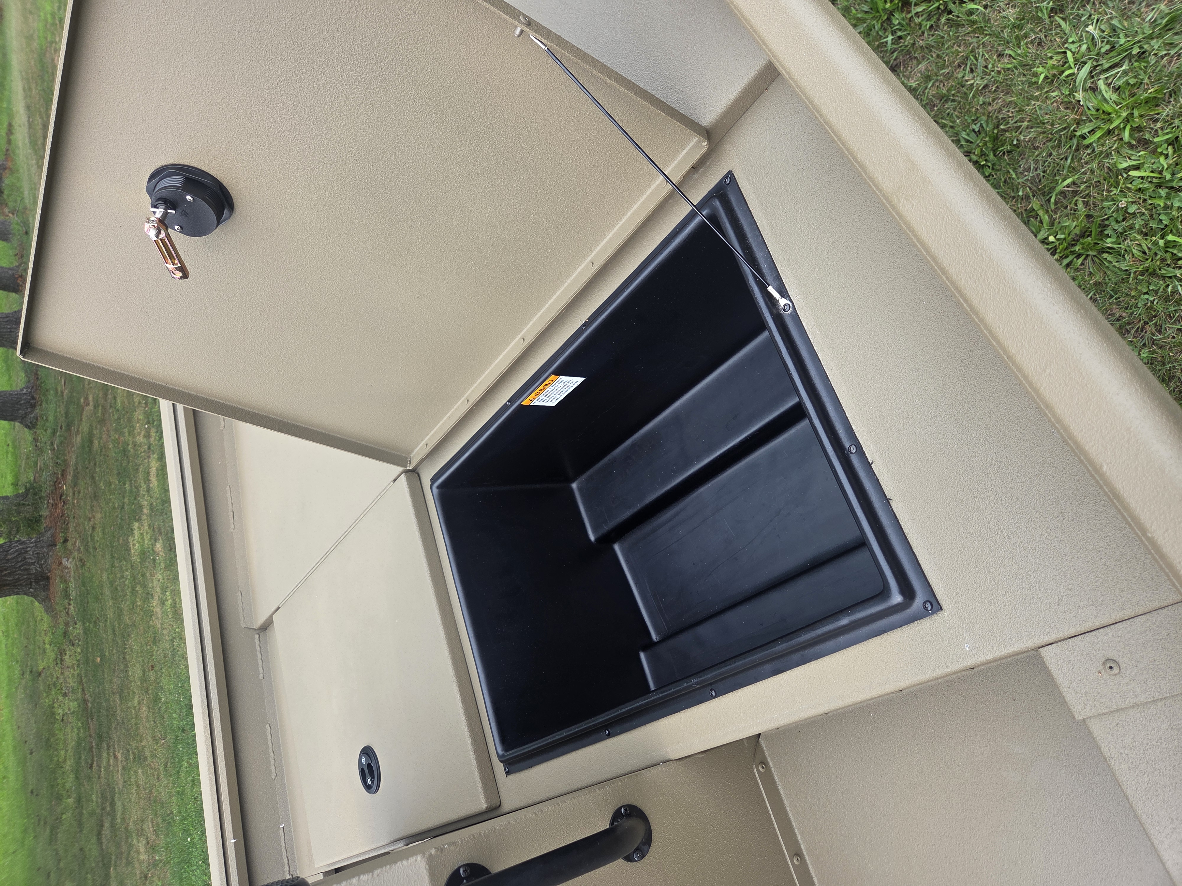 2027 G3 18CCJ Desert Brown