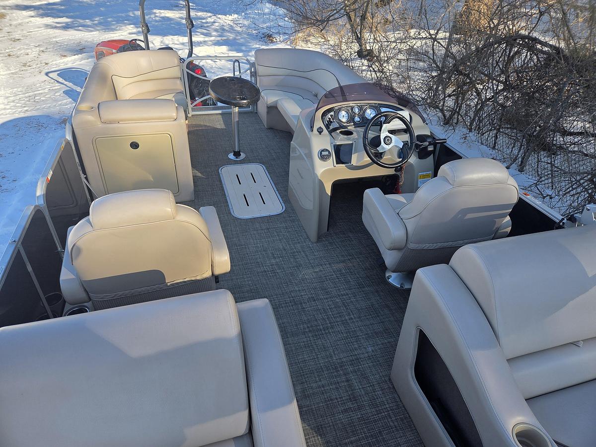 Used 2017 G3 Suncatcher V322SS Pontoon