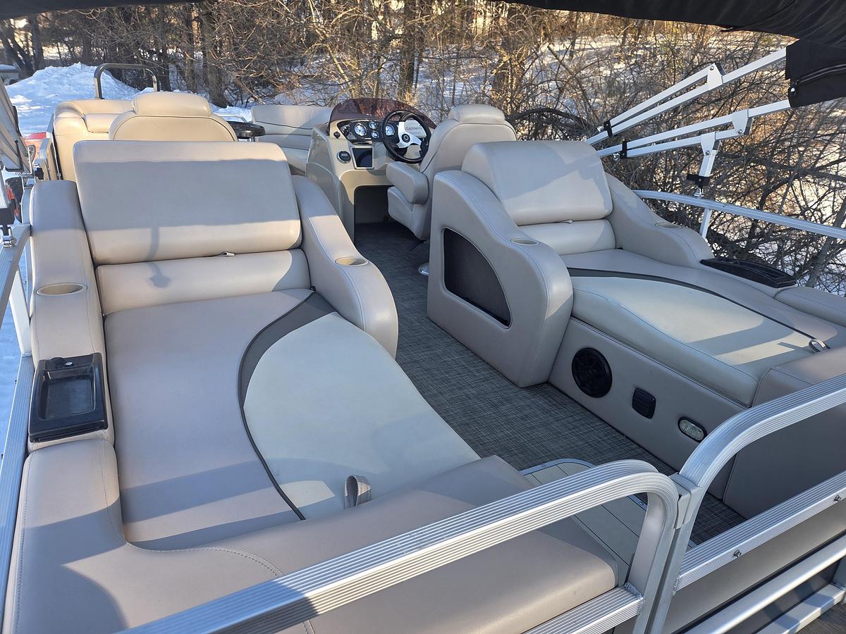 Used 2017 G3 Suncatcher V322SS Pontoon