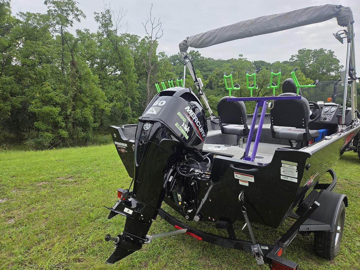 Used 2023 Bass Tracker Pro Guide V16SC