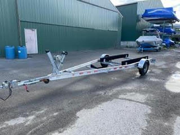 Used Brokerage 2017 Monterey 197 BR Blackfin