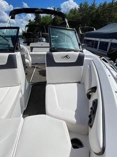 Used Brokerage 2017 Monterey 197 BR Blackfin
