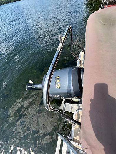 Used 2012 Godfrey 2086