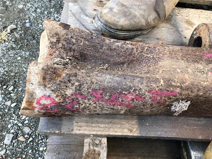 Used 5-1/2" Chisel Style Drill Bit 2.25x3.25 Thread for Cable Tool