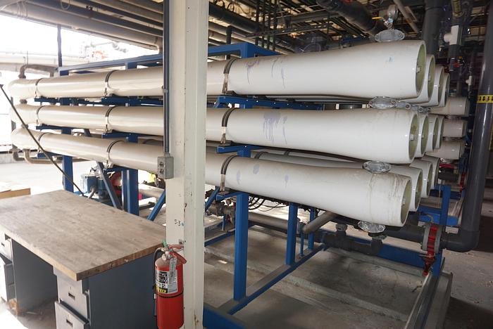 Used OSMONICS MODEL RO.100-FRP.PRR.MOD WATER PURIFICATION SYSTEM