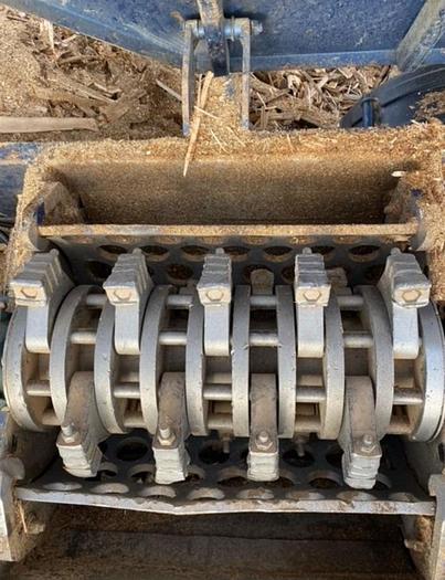 Used 2008 Duratech  2009 tub grinder