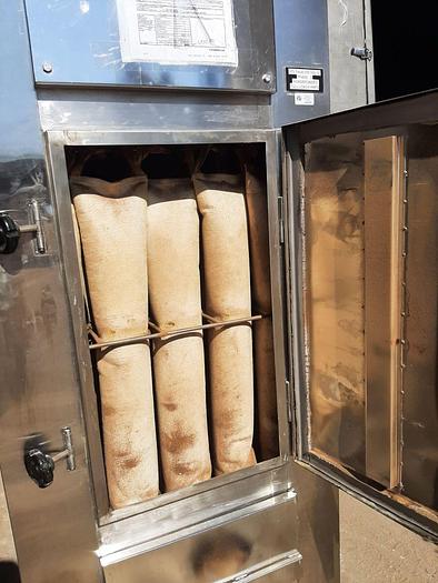Used Dust Collector, Bin Vent, 165 SF, Shaker Style Filter Cleaning #S743808