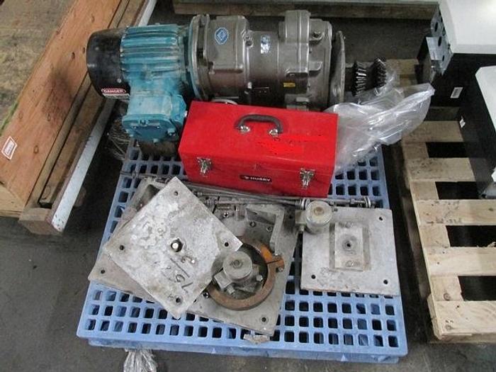 Used 1000 LITER (264 GALLONS) KRIEGER TRIPLE SHAFT VACUUM MIXER - S/S - -1/.5 BAR - JACKETED