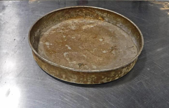 Used USED CAKE PANS-HUGE VARIETY!