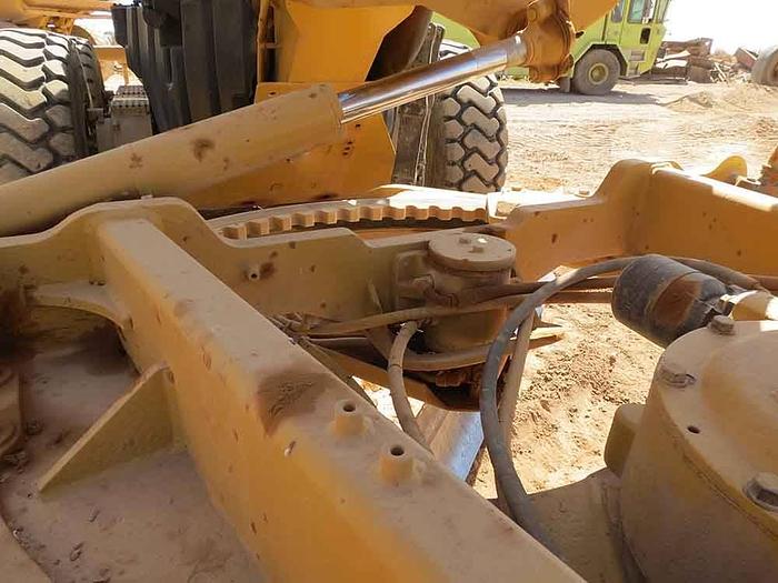 Used 2008 CATERPILLAR 14M