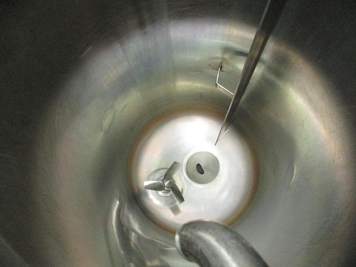 Used 1999 E T A 126 litres inox