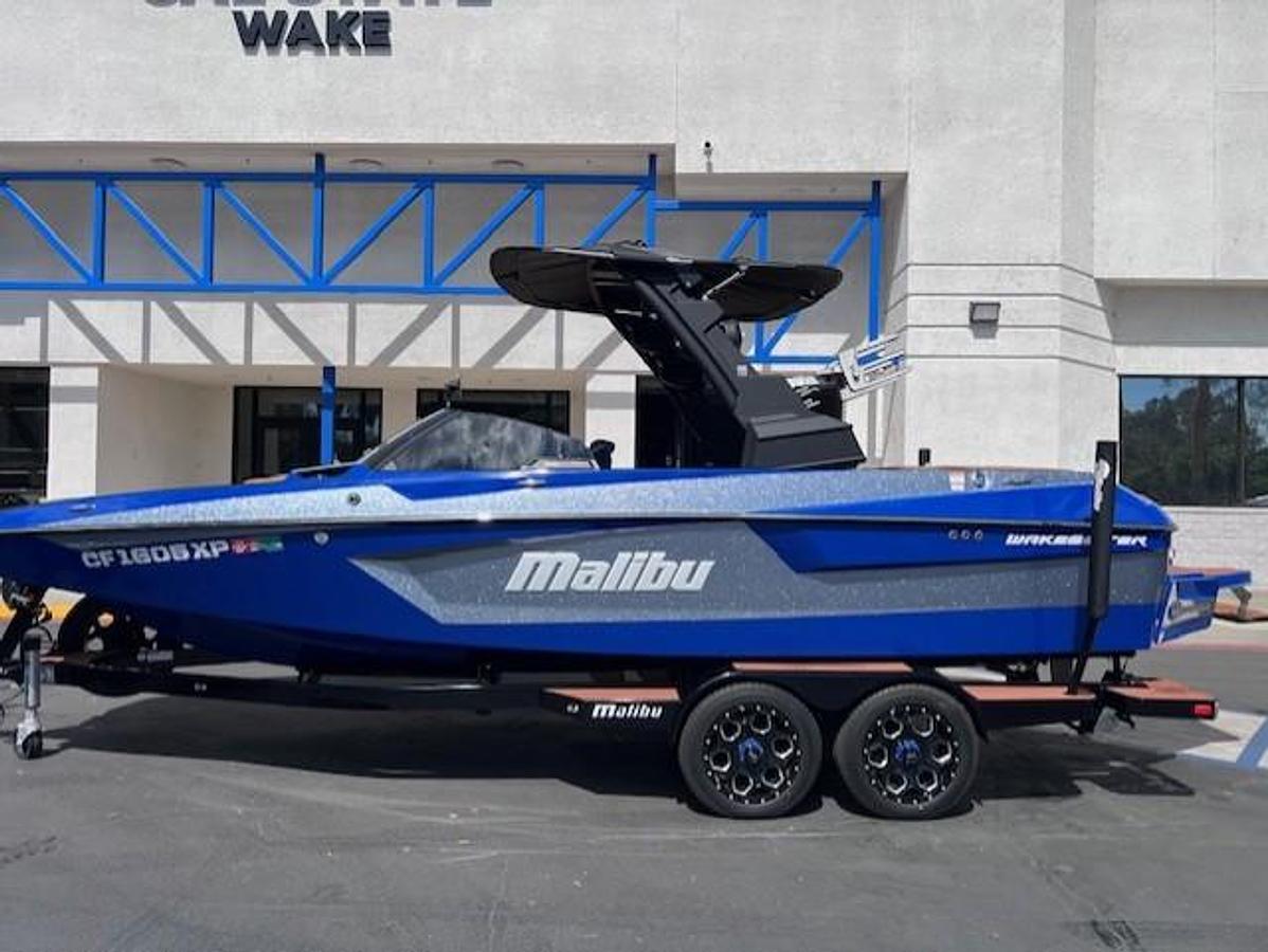 Used 2023 Malibu Boats 23 MXZ