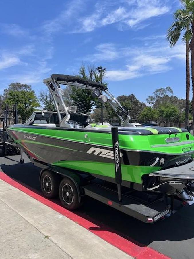 Used 2015 MB Sports F24 Tomcat