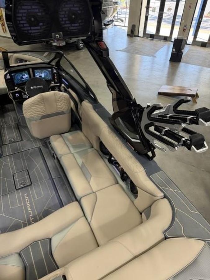 2026 Centurion Ri230