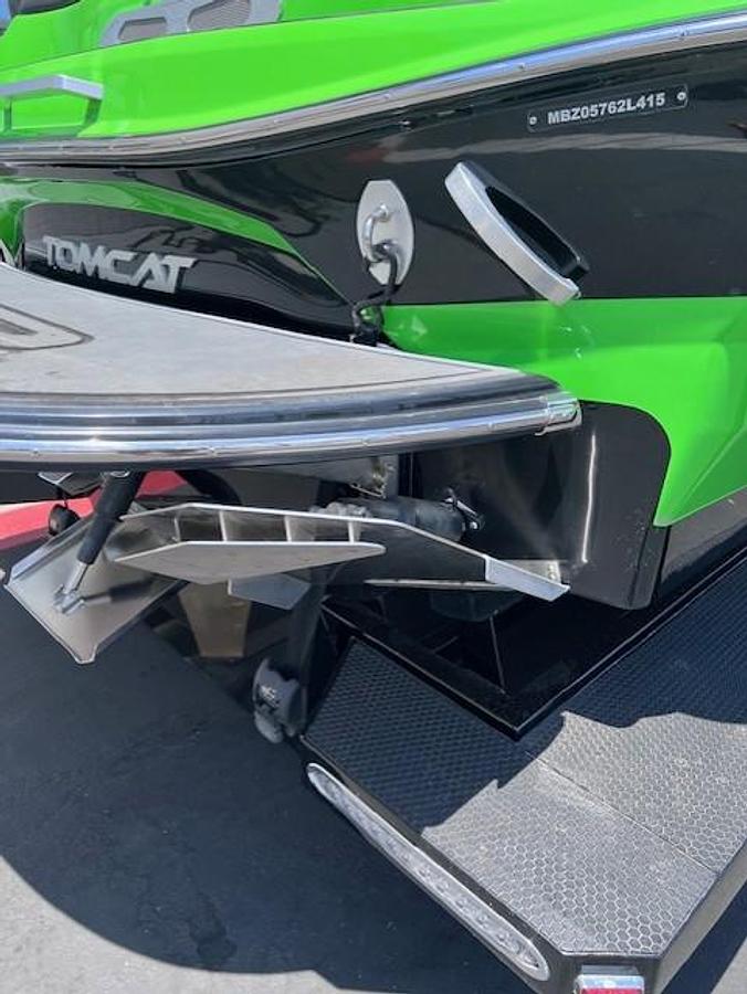 Used 2015 MB Sports F24 Tomcat