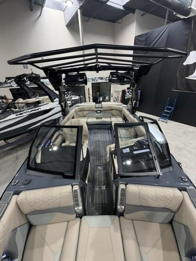 2026 Centurion Ri230