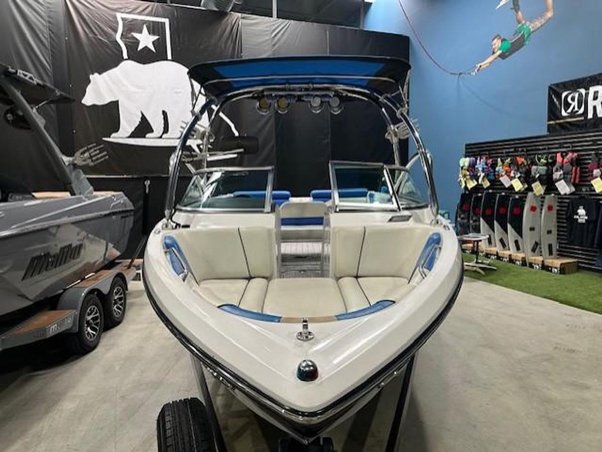 Used 2008 Nautique Super Air 230