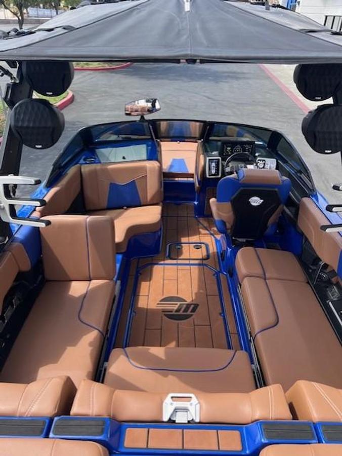 Used 2023 Malibu Boats 23 MXZ