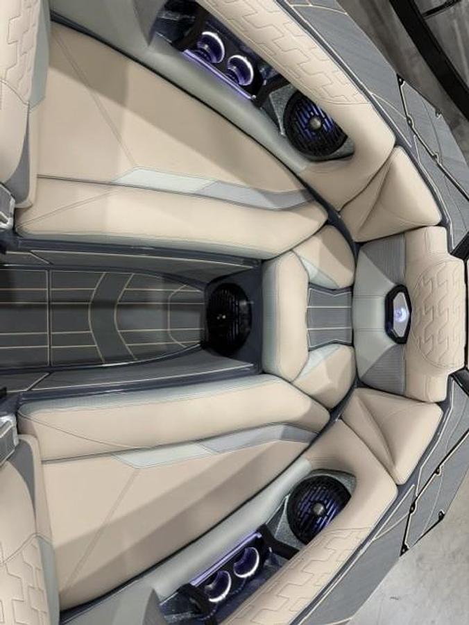 2026 Centurion Ri230