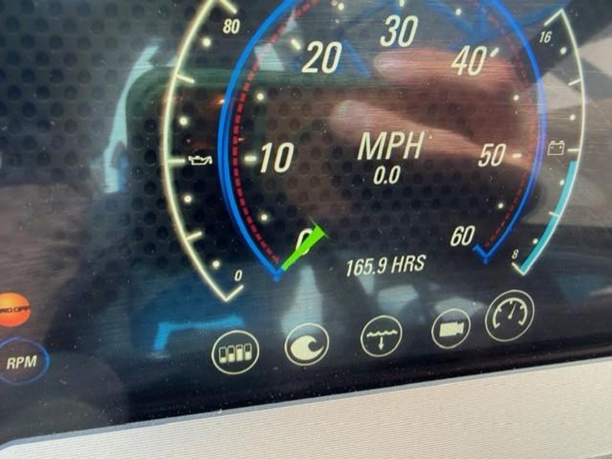 Used 2021 Malibu Boats M-Series M220