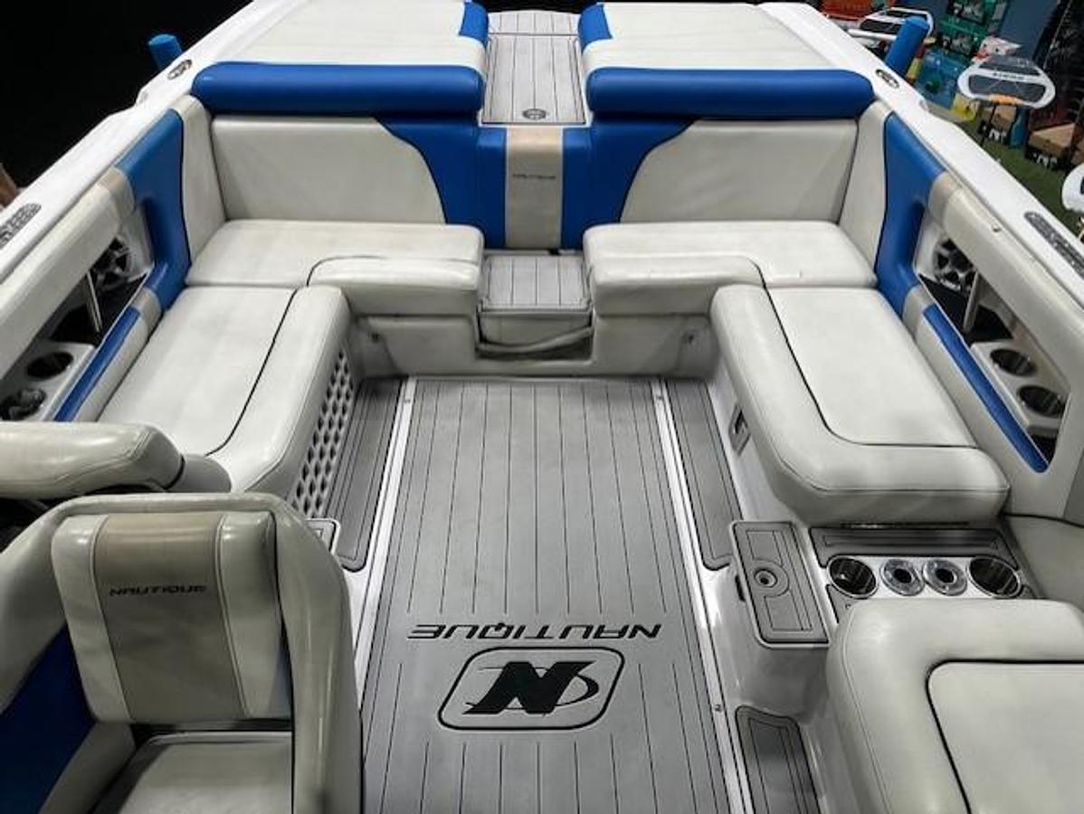 Used 2008 Nautique Super Air 230