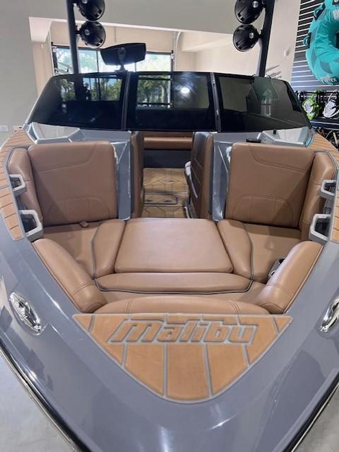 Used 2022 Malibu 22 LSV