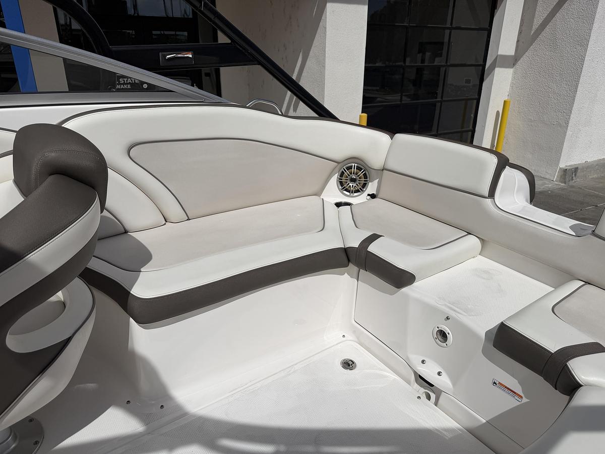 Used 2013 Yamaha 242 Limited S