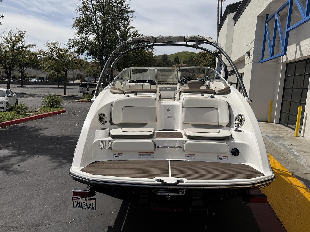 Used 2013 Yamaha 242 Limited S