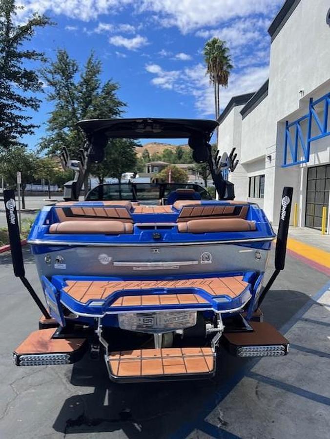 Used 2023 Malibu Boats 23 MXZ