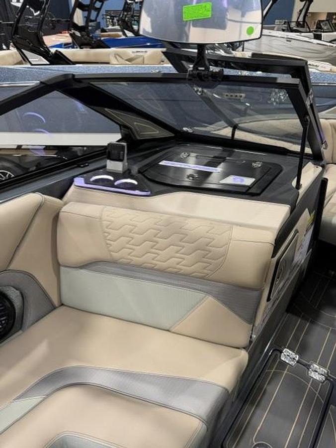 2026 Centurion Ri230