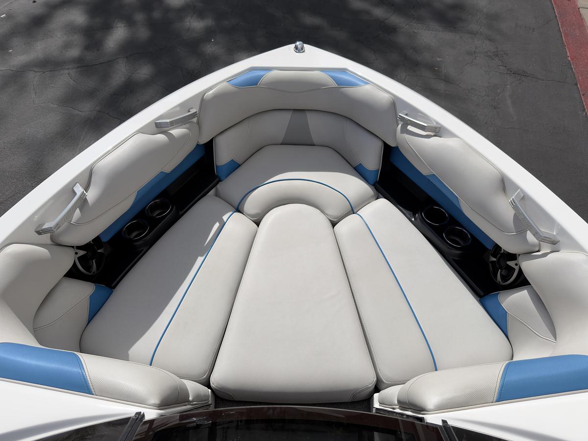 Used 2017 Malibu Boats 22 VLX