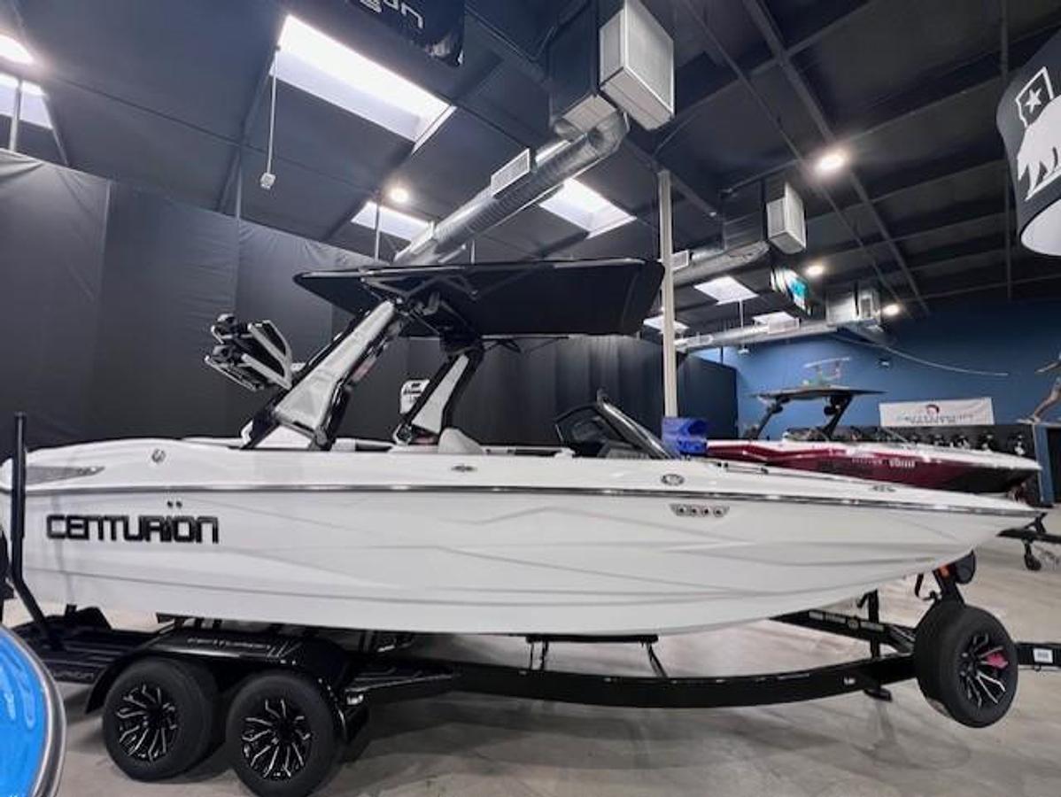 2025 Centurion Nv233