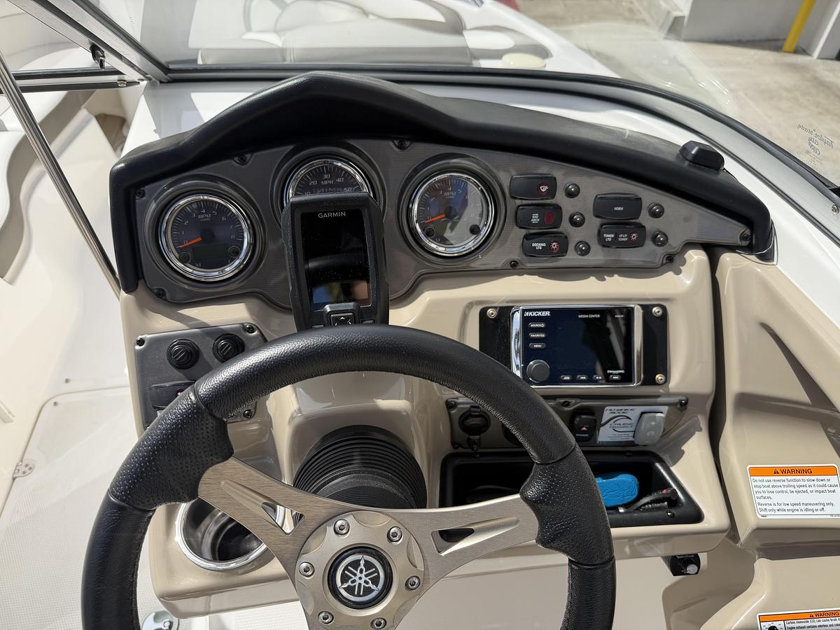 Used 2013 Yamaha 242 Limited S