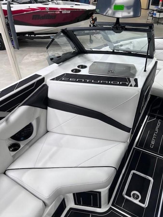 2025 Centurion Nv233