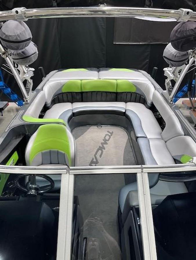 Used 2015 MB Sports F24 Tomcat