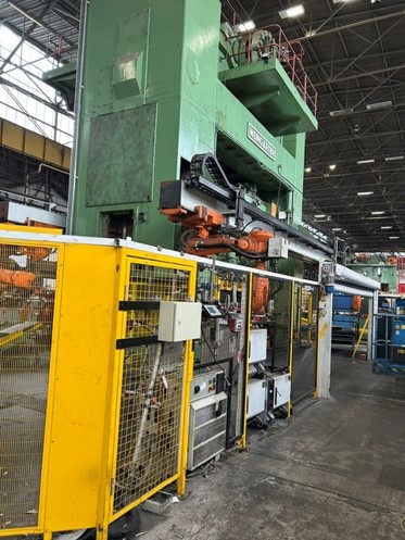 Used Muller Weingarten 2250 ton Straight Sided Mechanical Chassis Press