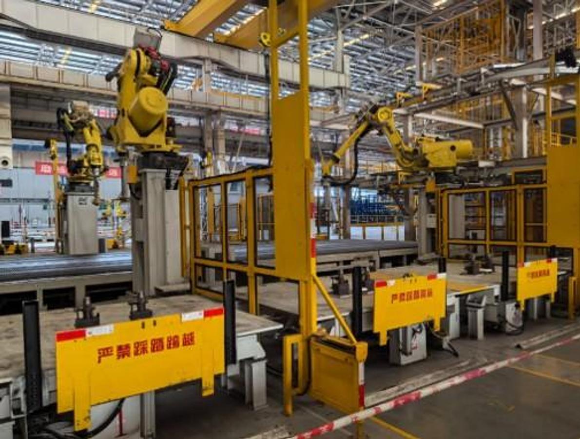 Used Hitachi Zosen Fukui 4-Press Mechanical Single Action Line