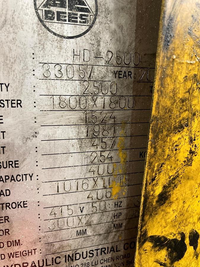 Used Dees 2500 ton 4-Post Triple Action Hydraulic Press
