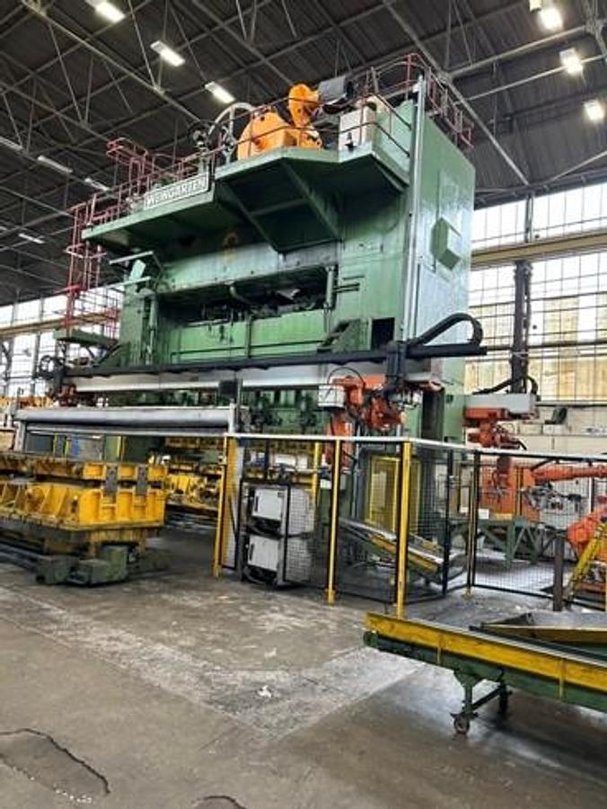 Used Muller Weingarten 2250 ton Straight Sided Mechanical Chassis Press
