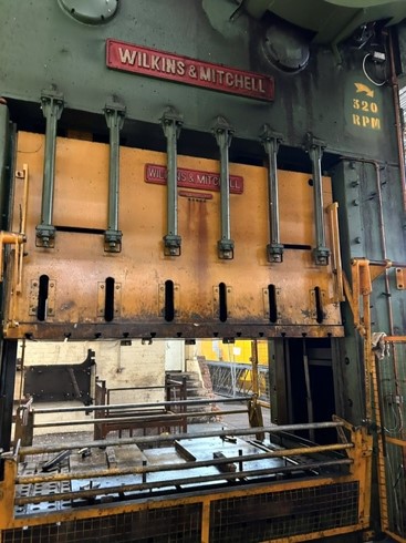 Used Wilkins & Mitchell 450 ton Single Action 4-Point Mechanical Press