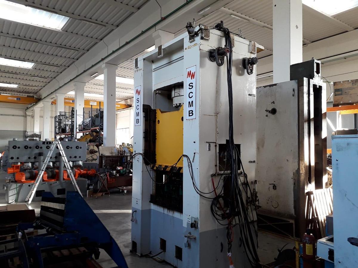 Used Muller Weingarten (SCMB) 500 ton Hydraulic Press