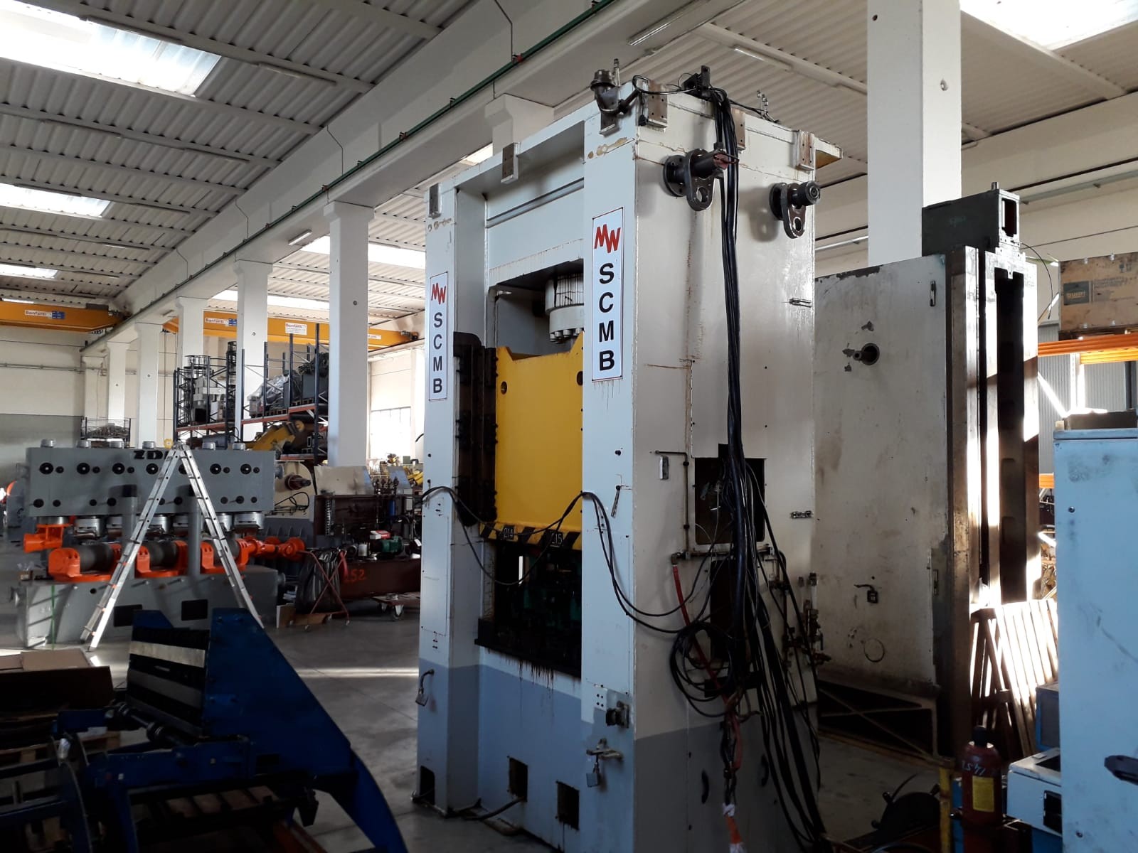 Used Muller Weingarten (SCMB) 500 ton Hydraulic Press