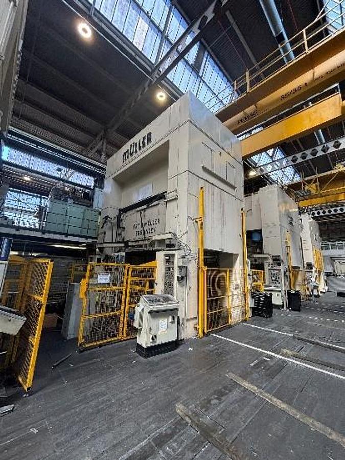 Used 4 x Hydraulic/Mechanical Press Line