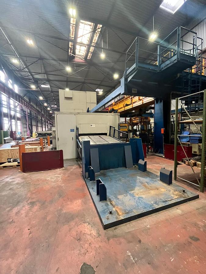 Used Erfurt 630-ton Blanking Press