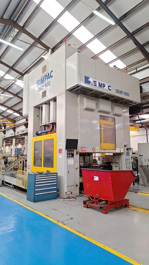 Used 2 x SIMPAC 800 ton Mechanical Presses with Feed Lines