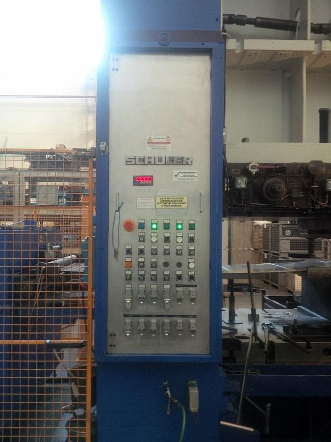 Used Schuler 2000-ton Two Slide Mechanical Transfer Press