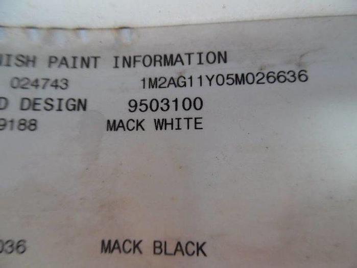 Used 2005 Mack Wireline