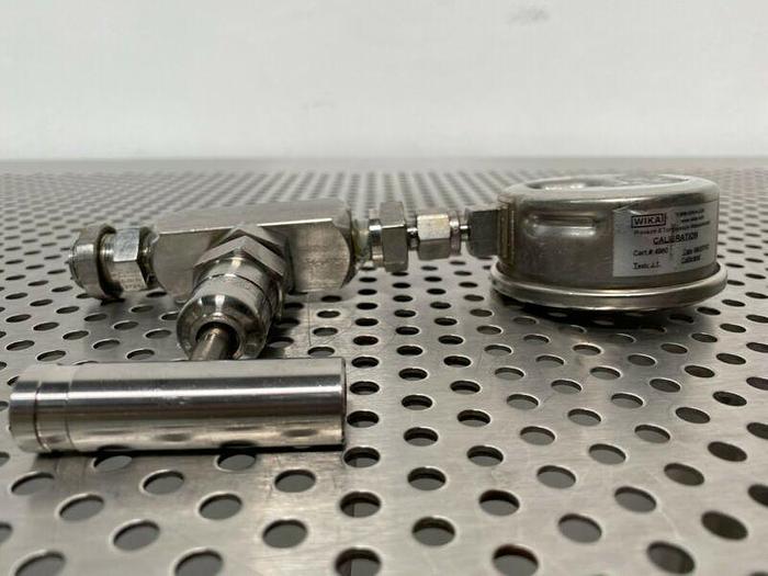 Used Swagelok SS-4PDF4 Bonnet Needle Valve w/ Swagelok 3000 PSI Gauge