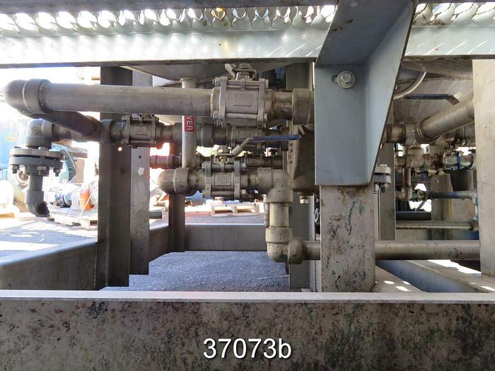 Used 6 Bank Stainless Steel Mixing Tanks, 118 Liter Ea. #37073